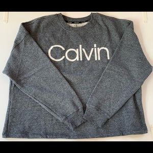 Calvin Klein Women's Relaxed Fit Logo Drop Shoulder Fleece Pullover Sweatshirt